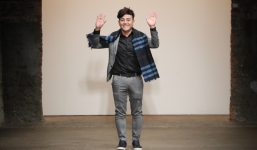 Nhà thiết kế Việt duy nhất tại New York Fashion Week được báo Mỹ phỏng vấn